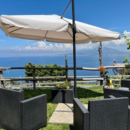 Вилла La Badia Montechiaro - Breathtaking View Of Sorrento Coast Вико-Экуенсе Экстерьер фото