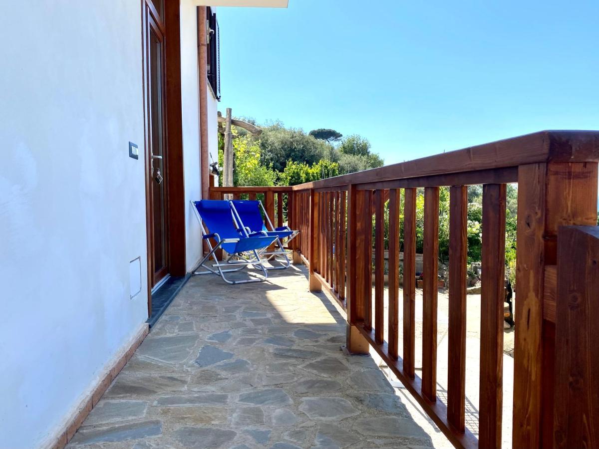 Вилла La Badia Montechiaro - Breathtaking View Of Sorrento Coast Вико-Экуенсе Экстерьер фото