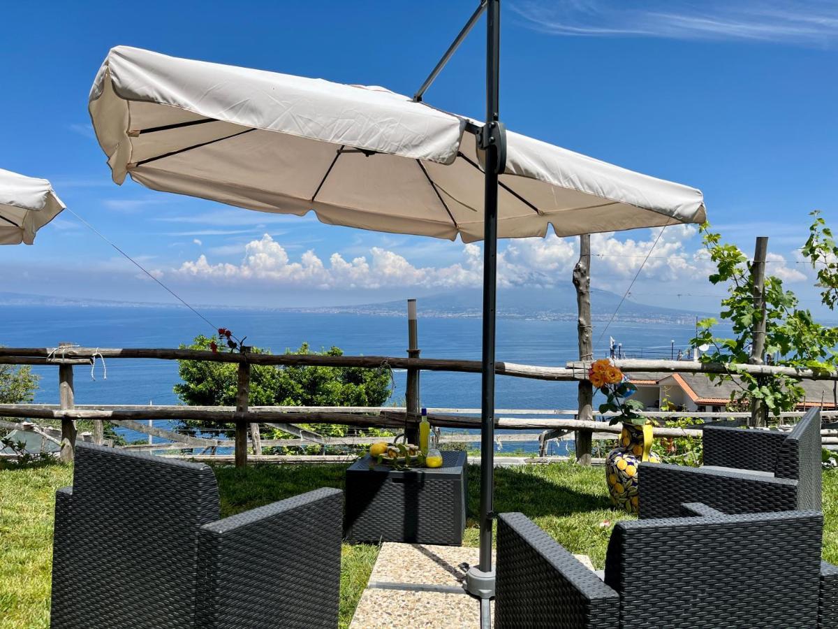 Вилла La Badia Montechiaro - Breathtaking View Of Sorrento Coast Вико-Экуенсе Экстерьер фото