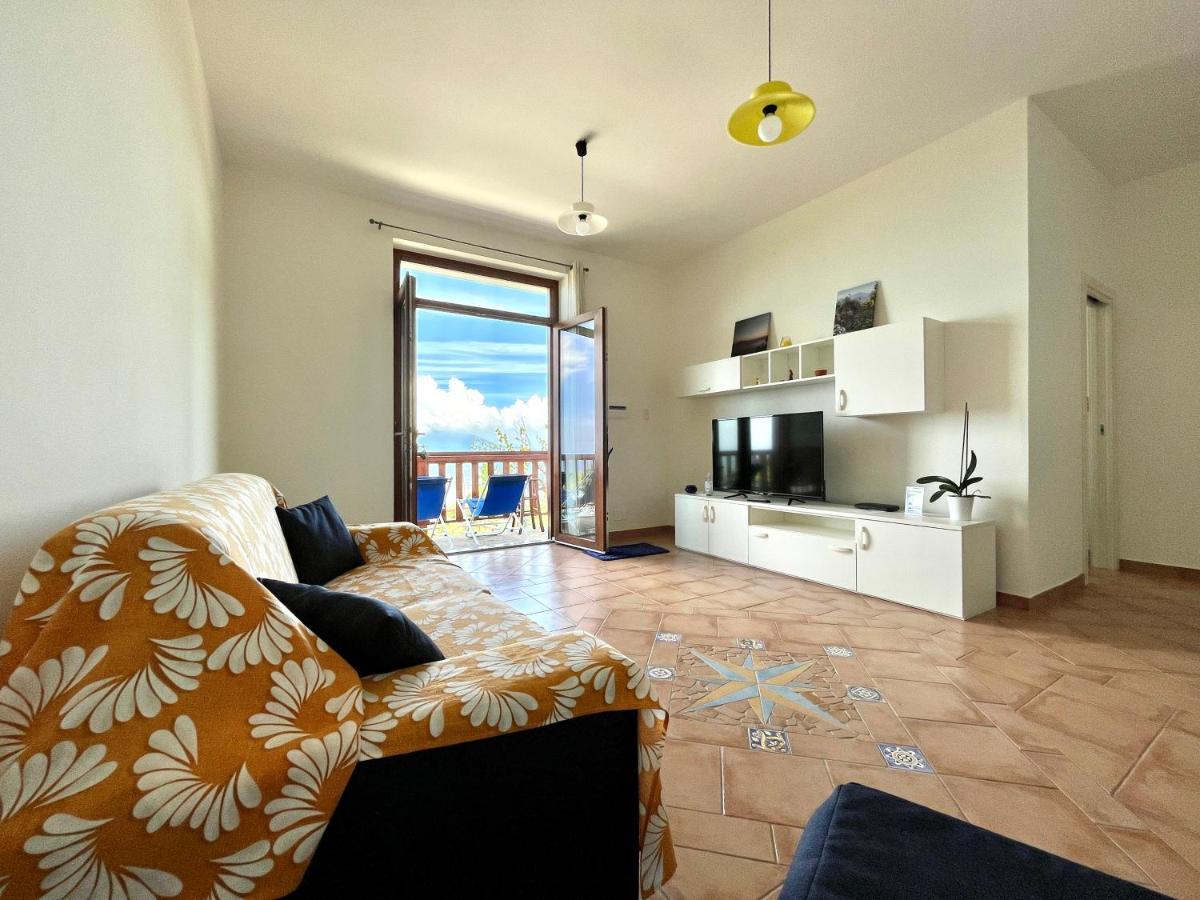Вилла La Badia Montechiaro - Breathtaking View Of Sorrento Coast Вико-Экуенсе Экстерьер фото